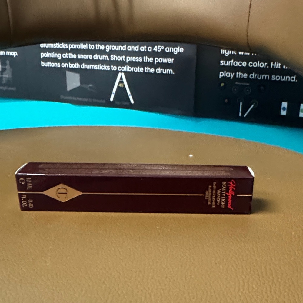 Charlotte Tilbury easy highlighter in spotlight